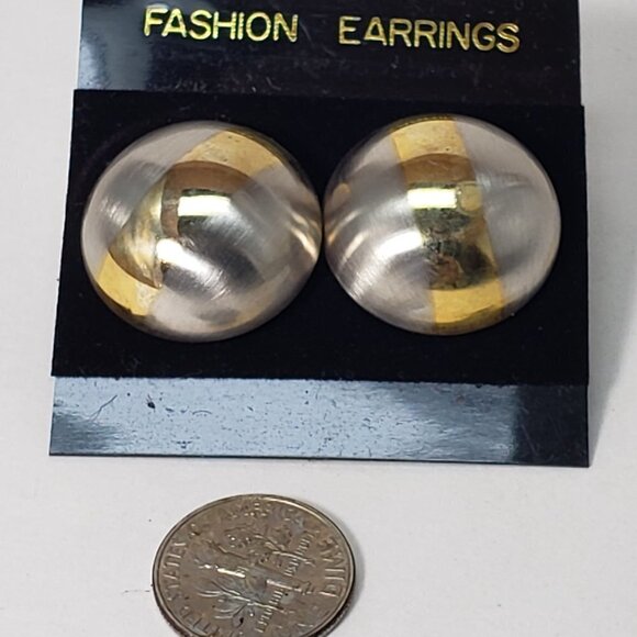 Gold, Silver Dual-Tone Stud Earrings Modern Stripe Design, 0.75” Fashion Jewelry - Picture 7 of 9